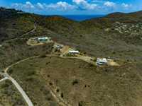 House 2951939180
