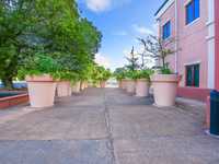 House 2935696978