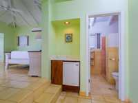 House 2749052834
