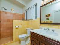 House 2749052866