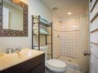 House 2749053000