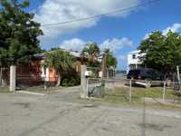 House 2564628120