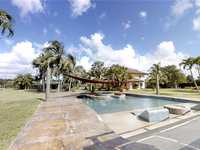 House 1255440418
