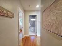 House 1173752883