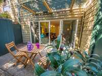 House 1173752704