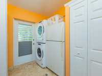 House 2741188907
