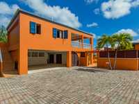 House 2741189082