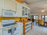 House 2741188751