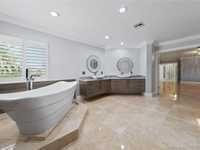 House 1199444692