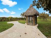 House 1199444740