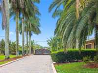 House 1199444742