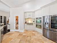 House 1223828602