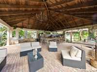 House 1223828671