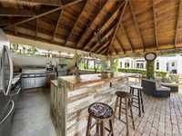 House 1223828675
