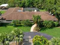 House 1174744032