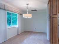 House 1174744049