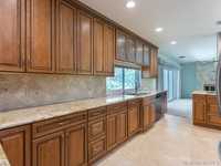 House 1174744052