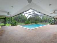 House 1174744063