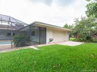 House 1174744071