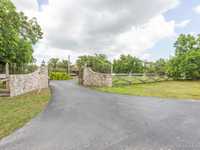 House 1174744036