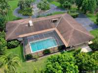 House 1174744081