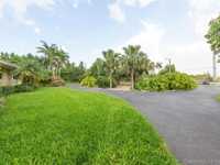 House 1174744038