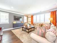House 1178186942
