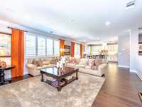 House 1178186944