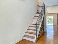 House 1190840124
