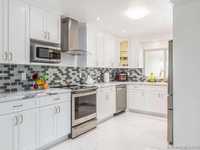 House 1210153287