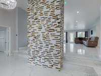 House 1210153300