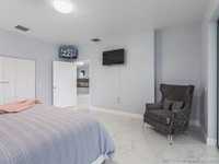 House 1210153306