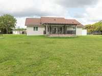 House 1210153217
