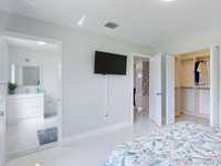 House 1210153405