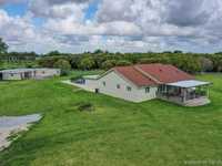 House 1210153492