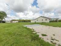 House 1210153692