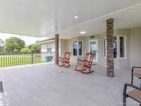 House 1210153731