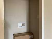 House 1235972002