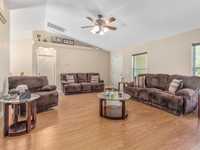 House 1235990454