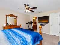 House 1235990468