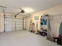 House 1235999685