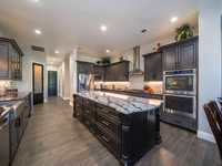 House 1236011962