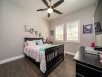 House 1236011974