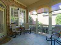 House 1238000307