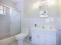 House 1244915705