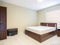 House 1244915717