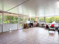 House 1244915730