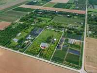 House 1244915808