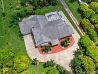 House 1244915857