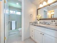House 1246264768